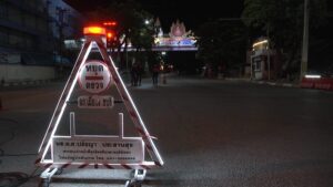 เลิก”ล็อกดาวน์”เถิด/ตายเป็นตาย